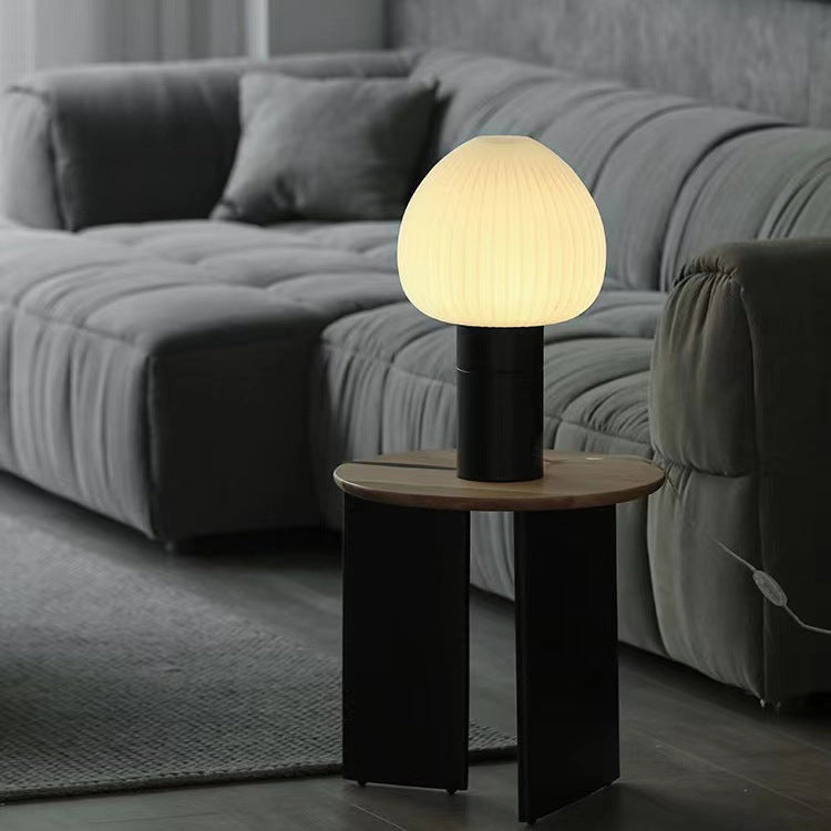 Minimalistische Tafellamp voor Slaapkamer en Woonkamer – LumoLux